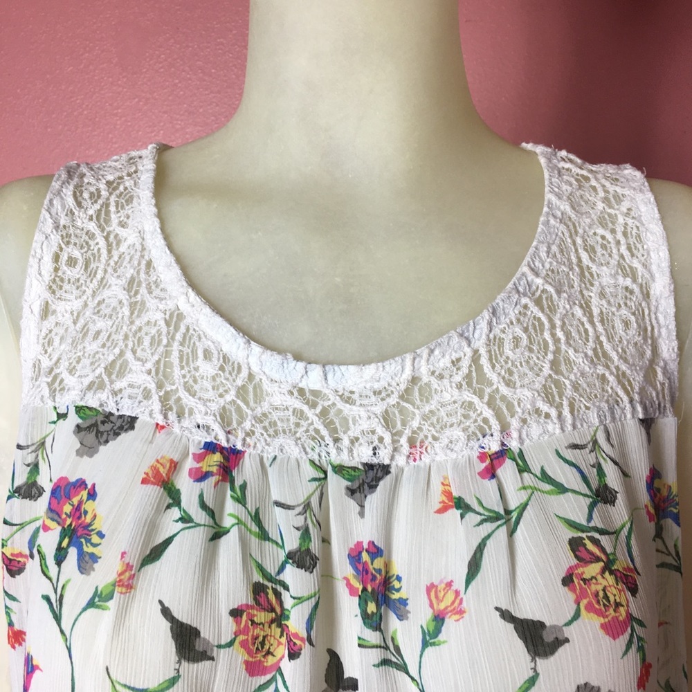Maternity Blouse - Picture 4 of 5